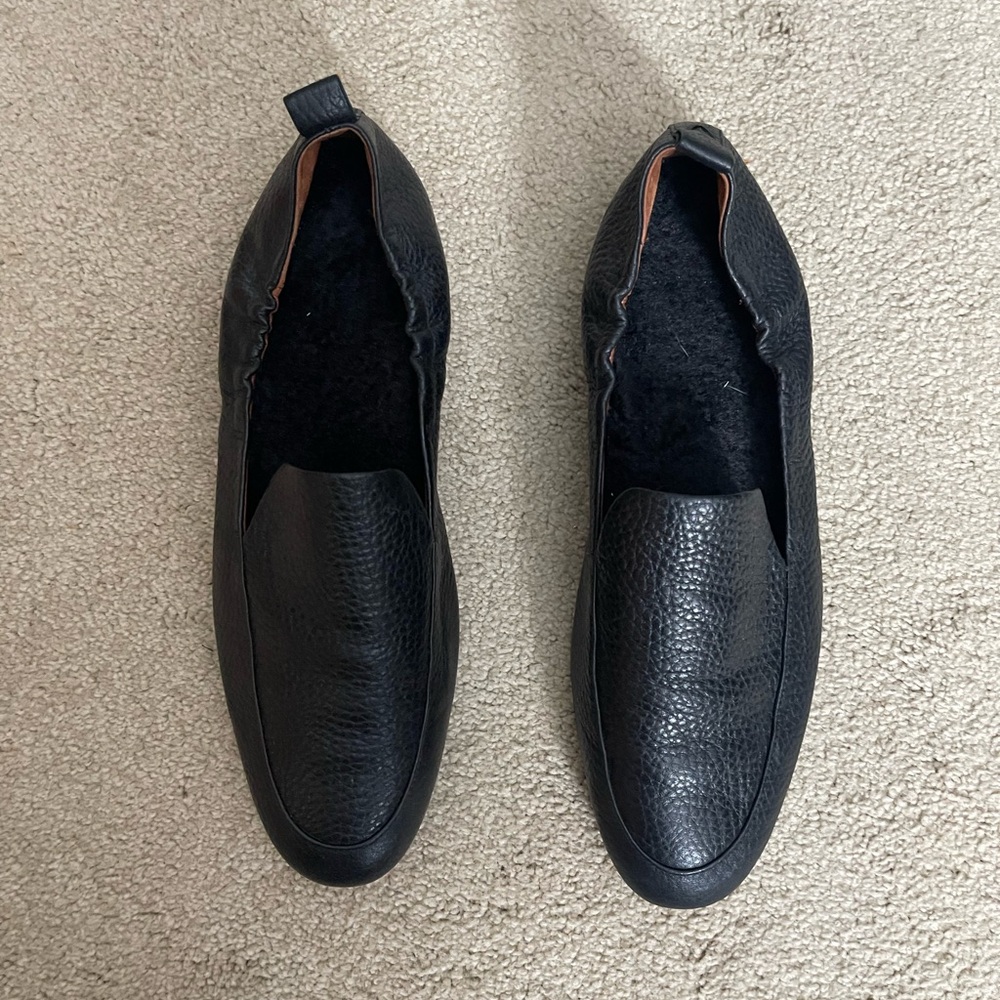 Vionic Black Leather Women's Loafers